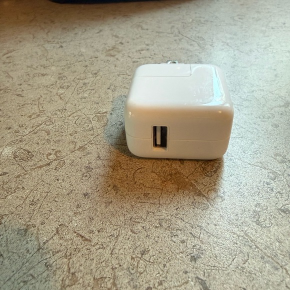 Apple White USB Power Adapter Charger - Picture 2 of 4